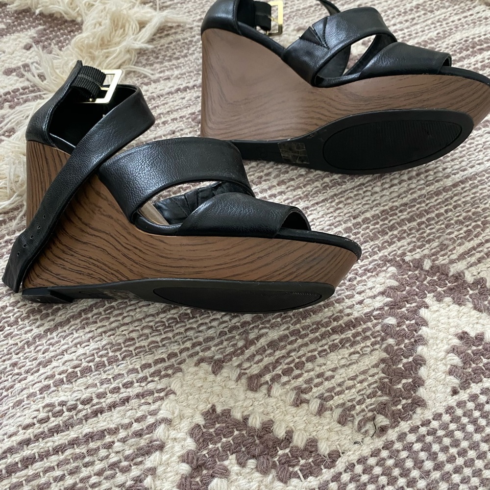 Jessica Simpson sandal